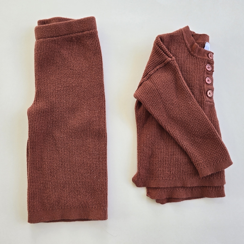 Rust colored 18 month Modern Moments set